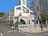 周辺：幼稚園・保育園 810m  大宮保育園(大宮駅東口から徒歩約13分（さいたま新都心駅からは約15分）、大宮区吉敷町1丁目にある保育園。「人とかかわって育つことの楽しさがわかる子」などを目標に…