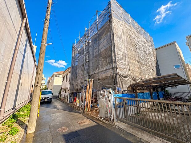 【外観】こちらの物件が少しでも気になるようでしたら、お気軽にお問合せください。人生でいちばん大きなお買い物ですので、ゆっくりご見学ください。ネット上の画像と実際の見学では、リアル感がまるで違…