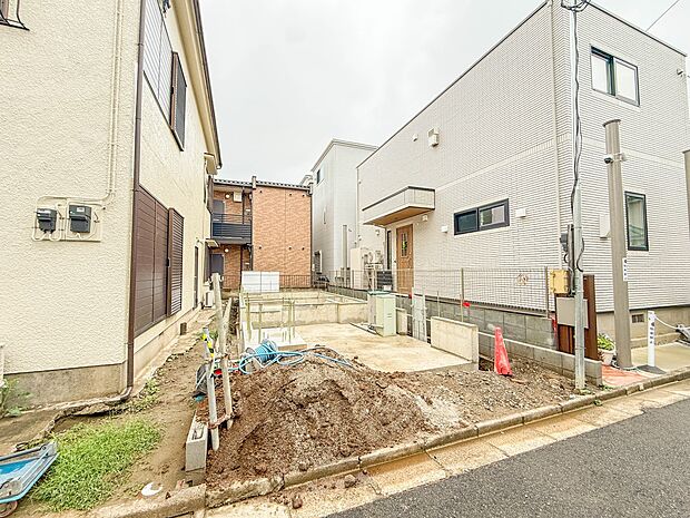【外観】陽当りや通風性など各所に施された工夫で住みやすさを実現。部屋の大きさや周辺環境・街並など、資料には掲載していない情報が現地にはたくさんございます。是非ご確認下さい。