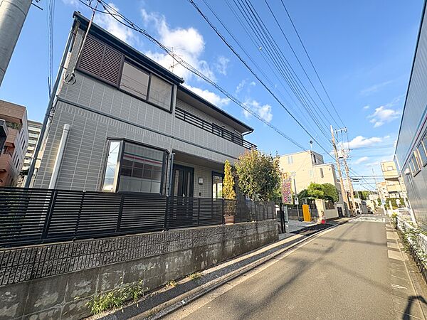 【現地】全2区画の売地です。建築条件はございませんのでお好きなハウスメーカーで建築できます。