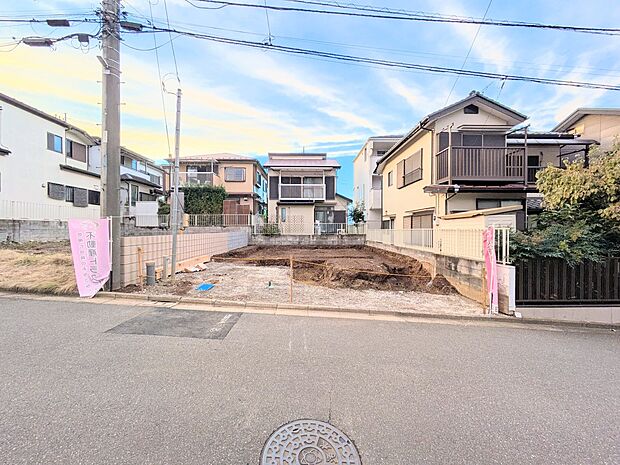 【外観】こちらの物件が少しでも気になるようでしたら、お気軽にお問合せください。人生でいちばん大きなお買い物ですので、ゆっくりご見学ください。ネット上の画像と実際の見学では、リアル感がまるで違…
