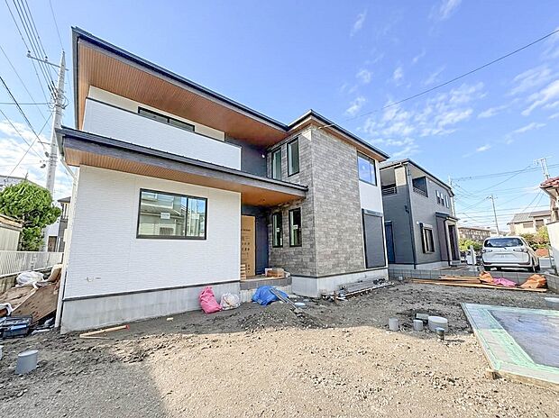 【外観】陽当りや通風性など各所に施された工夫で住みやすさを実現。部屋の大きさや周辺環境・街並など、資料には掲載していない情報が現地にはたくさんございます。是非ご確認下さい。