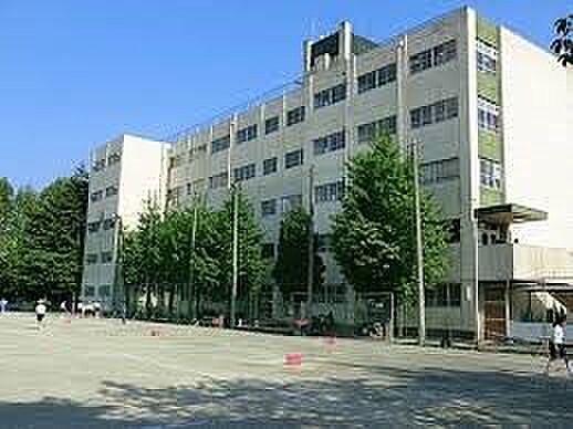 中学校 1300m さいたま市立木崎中学校