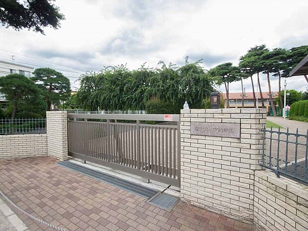 幼稚園・保育園 490m 聖フランソワ幼稚園