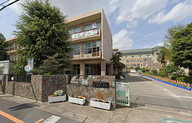 小学校 880m 草加市立花栗南小学校(草加市立花栗小学校　徒歩11分)