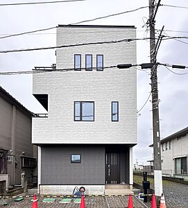外観:【外観】こちらの物件が少しでも気になるようでしたら、お気軽にお問合せください。人生でいちばん大きなお買い物ですので、ゆっくりご見学ください。ネット上の画像と実際の見学では、リアル感がまるで違… 外観:【外観】こちらの物件が少しでも気になるようでしたら、お気軽にお問合せください。人生でいちばん大きなお買い物ですので、ゆっくりご見学ください。ネット上の画像と実際の見学では、リアル感がまるで違…