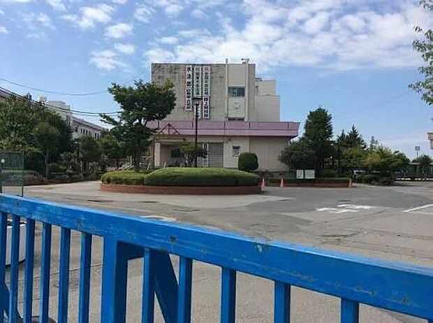 中学校 660m 春日部市立武里中学校