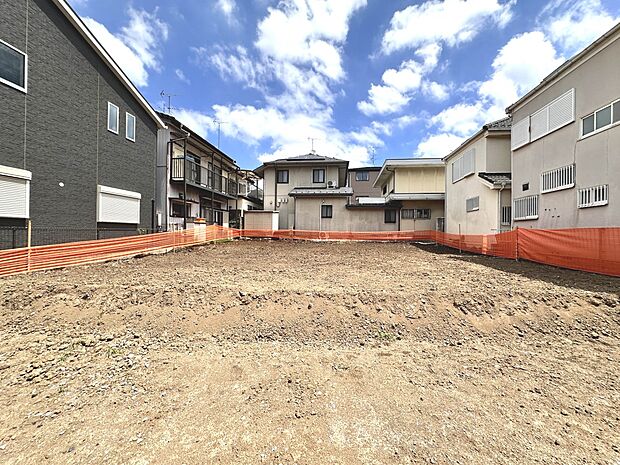 【ぜひ現地をご確認下さい】陽当りや通風性など各所に施された工夫で住みやすさを実現。部屋の大きさや周辺環境・街並など、資料には掲載していない情報が現地にはたくさんございます。是非ご確認下さい。…