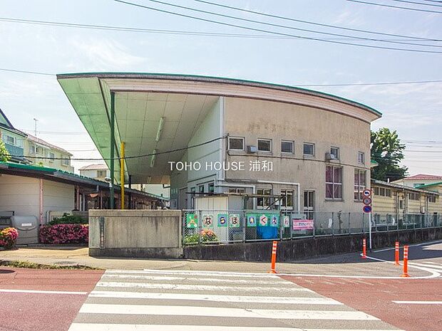 幼稚園・保育園 113m 奈良保育園(北区奈良町の「一人ひとりの子どもを大切にした保育」「豊かな感性の育成」を大切にする保育園。付近を鴨川が流れる奈良団地や住宅街に囲まれた静かな場所です。（…