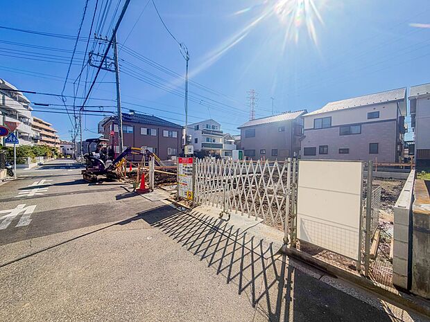 【外観】どこにいても快適に過ごせる住まいは、明るく清潔感あふれる空間。帰るたびにリラックスできる安らぎの場を提供します。