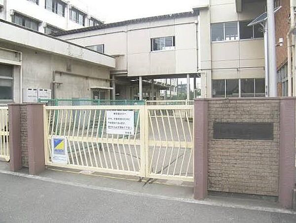 小学校 593m 川口市立飯塚小学校
