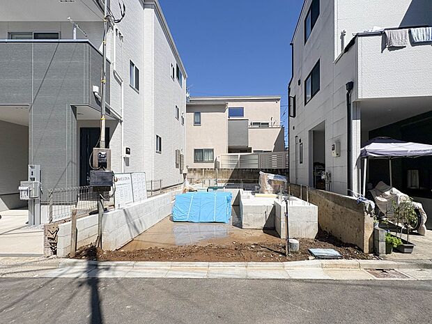 【外観】陽当りや通風性など各所に施された工夫で住みやすさを実現。部屋の大きさや周辺環境・街並など、資料には掲載していない情報が現地にはたくさんございます。是非ご確認下さい。