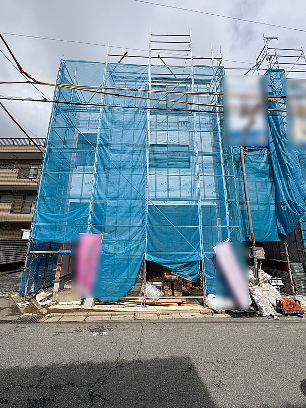 【外観】こちらの物件が少しでも気になるようでしたら、お気軽にお問合せください。人生でいちばん大きなお買い物ですので、ゆっくりご見学ください。ネット上の画像と実際の見学では、リアル感がまるで違…