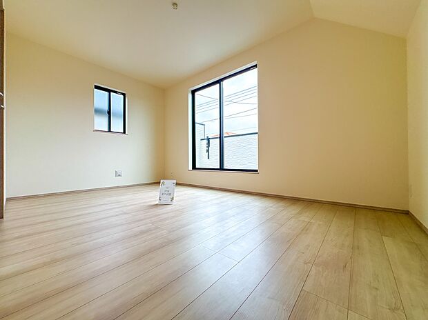 【寝室7.62帖】充実した生活は伸びやかな居室空間から始まります。快適に・伸びやかに。心の潤いを求める方々へ。