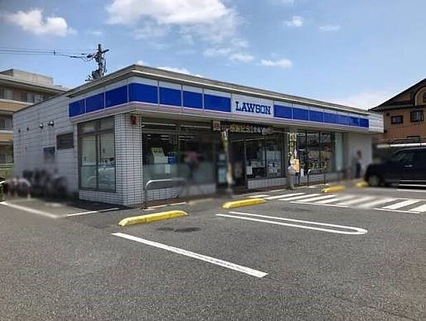 コンビニ 130m ローソン 春日部藤塚店(ローソン 春日部藤塚店　徒歩2分)