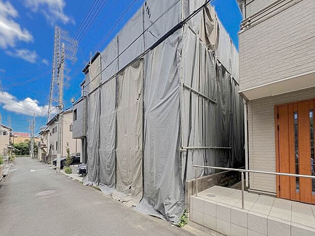 【ぜひ現地をご確認下さい】陽当りや通風性など各所に施された工夫で住みやすさを実現。部屋の大きさや周辺環境・街並など、資料には掲載していない情報が現地にはたくさんございます。是非ご確認下さい。…