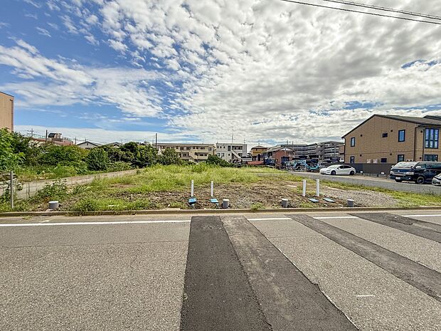 【現地土地写真】周辺環境・街並など、資料には掲載していない情報が現地にはたくさんございます。是非現地をご確認下さい。