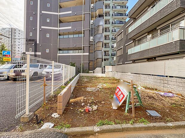【外観】家は一生のお買物。自分ならではの家族ならではの、家にしたい。書斎を設ける。子どものプレイングルームを設ける。趣味のオーディオルームを設置する。夢を追うオンリーワンの家です。