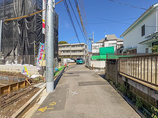 【前面道路】家の良し悪しだけでなく周辺環境も重要なポイント。