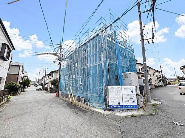 【外観】陽当りや通風性など各所に施された工夫で住みやすさを実現。部屋の大きさや周辺環境・街並など、資料には掲載していない情報が現地にはたくさんございます。是非ご確認下さい。
