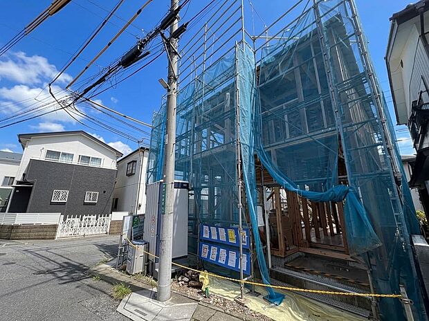 【前面道路5.02m】陽当りや通風性など各所に施された工夫で住みやすさを実現。部屋の大きさや周辺環境・街並など、資料には掲載していない情報が現地にはたくさんございます。是非ご確認下さい。