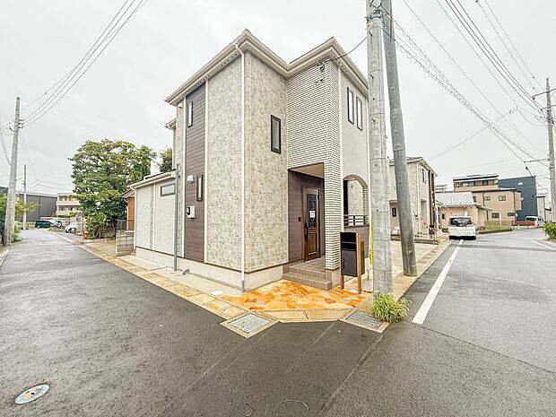 【外観】こちらの物件が少しでも気になるようでしたら、お気軽にお問合せください。人生でいちばん大きなお買い物ですので、ゆっくりご見学ください。ネット上の画像と実際の見学では、リアル感がまるで違…