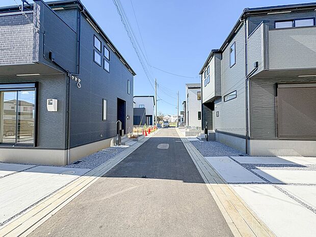 4号棟【前面道路4m】陽当りや通風性など各所に施された工夫で住みやすさを実現。部屋の大きさや周辺環境・街並など、資料には掲載していない情報が現地にはたくさんございます。是非ご確認下さい。