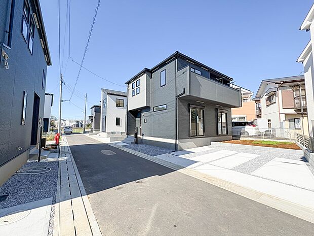 3号棟【前面道路4m】車の通行が少ないので、静かな住環境を維持することができます。