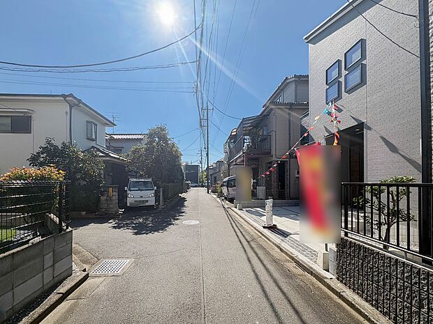【外観】こちらの物件が少しでも気になるようでしたら、お気軽にお問合せください。人生でいちばん大きなお買い物ですので、ゆっくりご見学ください。ネット上の画像と実際の見学では、リアル感がまるで違…