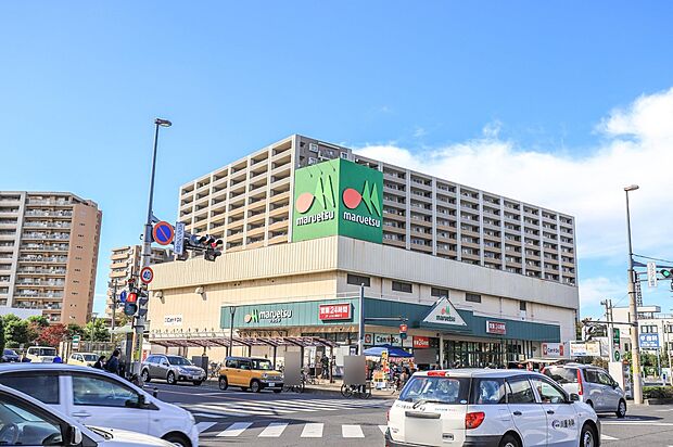 スーパー 800m マルエツ与野店