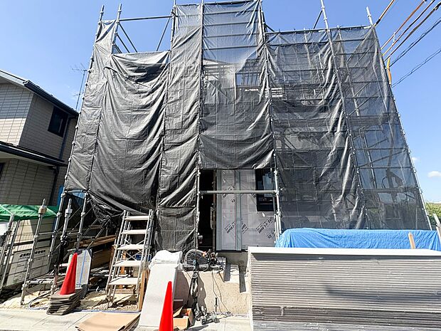【現地外観】こちらの物件が少しでも気になるようでしたら、お気軽にお問合せください。人生でいちばん大きなお買い物ですので、ゆっくりご見学ください。ネット上の画像と実際の見学では、リアル感がまる…