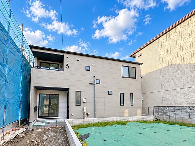 【外観】こちらの物件が少しでも気になるようでしたら、お気軽にお問合せください。人生でいちばん大きなお買い物ですので、ゆっくりご見学ください。ネット上の画像と実際の見学では、リアル感がまるで違…