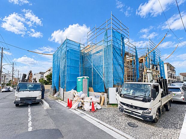 【前面道路】車の通行が少ないので、静かな住環境を維持することができます。