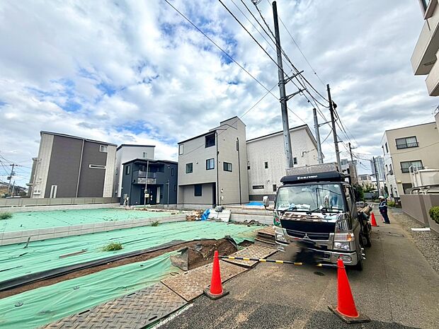 【外観】陽当りや通風性など各所に施された工夫で住みやすさを実現。部屋の大きさや周辺環境・街並など、資料には掲載していない情報が現地にはたくさんございます。是非ご確認下さい。