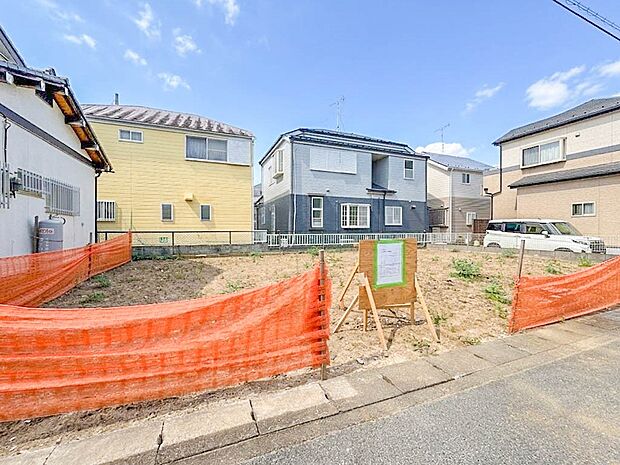 【外観】家族の温かさと陽光の暖かさ、楽しい毎日と明るい未来を予感させる「空間が織り成すひとつ先の住み心地」を演出します。