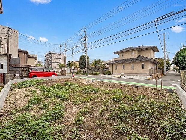 【外観】家は一生のお買物。自分ならではの家族ならではの、家にしたい。書斎を設ける。子どものプレイングルームを設ける。趣味のオーディオルームを設置する。夢を追うオンリーワンの家です。