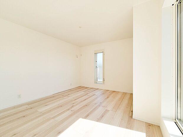 【子供部屋5.3帖】充実した生活は伸びやかな居室空間から始まります。快適に・伸びやかに。心の潤いを求める方々へ。