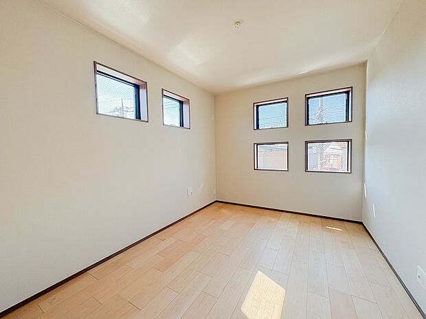 【子供部屋5.2帖】充実した生活は伸びやかな居室空間から始まります。快適に・伸びやかに。心の潤いを求める方々へ。