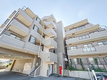 【外観】陽当りや通風性など各所に施された工夫で住みやすさを実現。部屋の大きさや周辺環境・街並など、資料には掲載していない情報が現地にはたくさんございます。是非ご確認下さい。