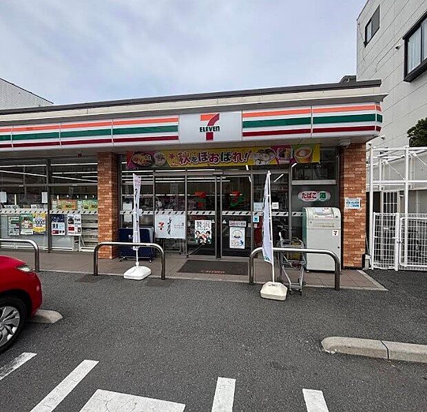 コンビニ 550m セブン-イレブン 浦和元町中央店(セブン-イレブン 浦和元町中央店まで徒歩約7分)