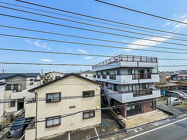 【眺望】眺望や窓からの景色が良いと、家で過ごす時間も快適です。