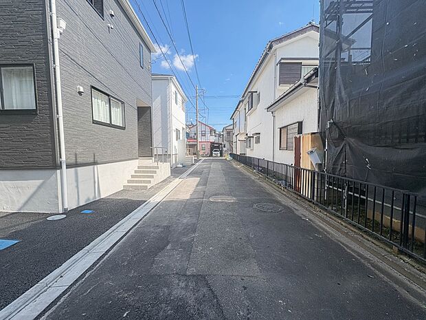 【外観】こちらの物件が少しでも気になるようでしたら、お気軽にお問合せください。人生でいちばん大きなお買い物ですので、ゆっくりご見学ください。ネット上の画像と実際の見学では、リアル感がまるで違…