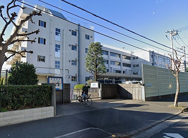 中学校 500m 戸田市立喜沢中学校