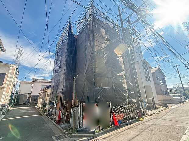 【外観】こちらの物件が少しでも気になるようでしたら、お気軽にお問合せください。人生でいちばん大きなお買い物ですので、ゆっくりご見学ください。ネット上の画像と実際の見学では、リアル感がまるで違…