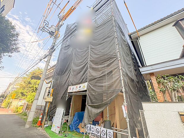 1号棟【外観】こちらの物件が少しでも気になるようでしたら、お気軽にお問合せください。人生でいちばん大きなお買い物ですので、ゆっくりご見学ください。ネット上の画像と実際の見学では、リアル感がま…