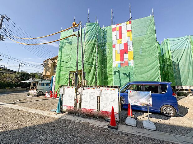【外観】ここから始まる「日常」はご家族にとってかけがえのない時間となります。少しでも豊かに、快適に。そんな想いから本邸宅は生まれました。