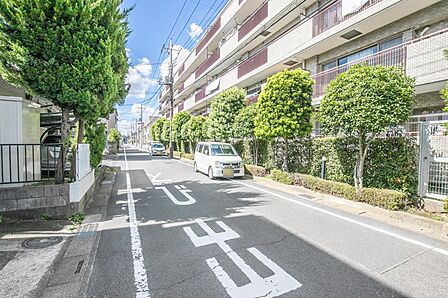 こちらの物件が少しでも気になるようでしたら、お気軽にお問合せください。人生でいちばん大きなお買い物ですので、ゆっくりご見学ください。ネット上の画像と実際の見学では、リアル感がまるで違います。…