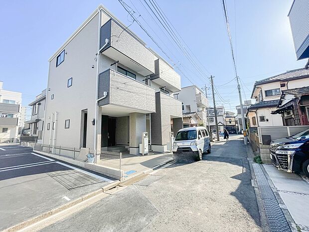 【ぜひ現地をご確認下さい】陽当りや通風性など各所に施された工夫で住みやすさを実現。部屋の大きさや周辺環境・街並など、資料には掲載していない情報が現地にはたくさんございます。是非ご確認下さい。…