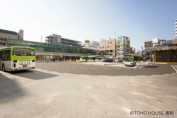 駅 3990m 浦和駅(交通アクセスの中心として、京浜東北線・高崎線・宇都宮線・湘南新宿ライン・東京上野ラインが発着。平成30年には浦和駅西口ビル部分「浦和アトレWest Area」が開業。…