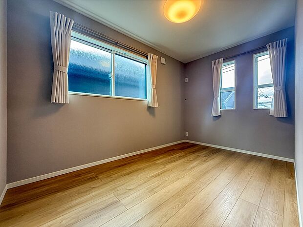 【洋室6.12帖】充実した生活は伸びやかな居室空間から始まります。快適に・伸びやかに。心の潤いを求める方々へ。